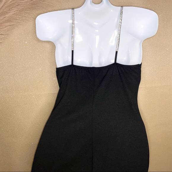 ✨SOLD✨ 🎉3 for $15🎉 Black Dress With Diamond Straps - Picture 4 of 5